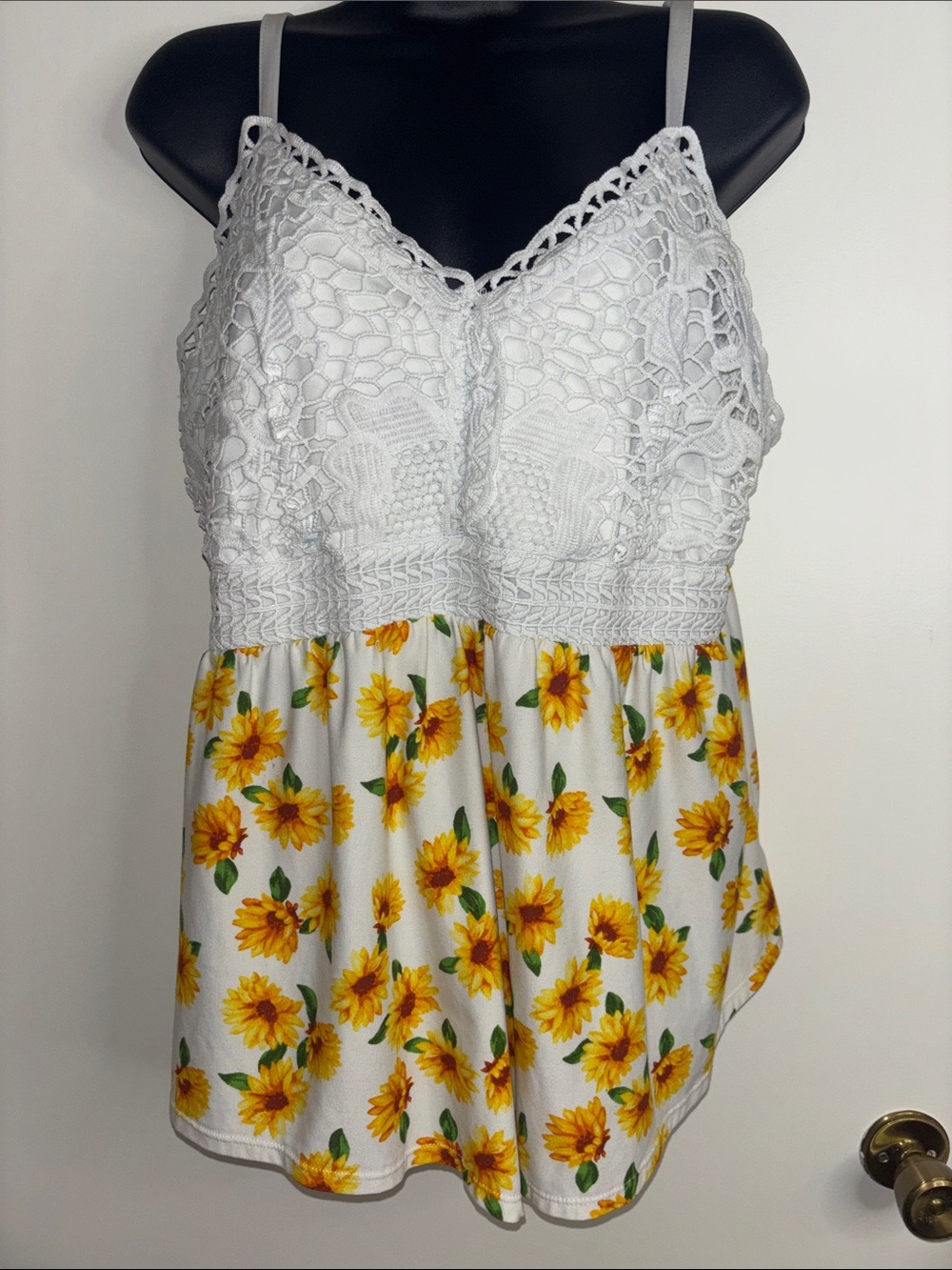 White Crochet Bodice Sunflower Print Cami Top